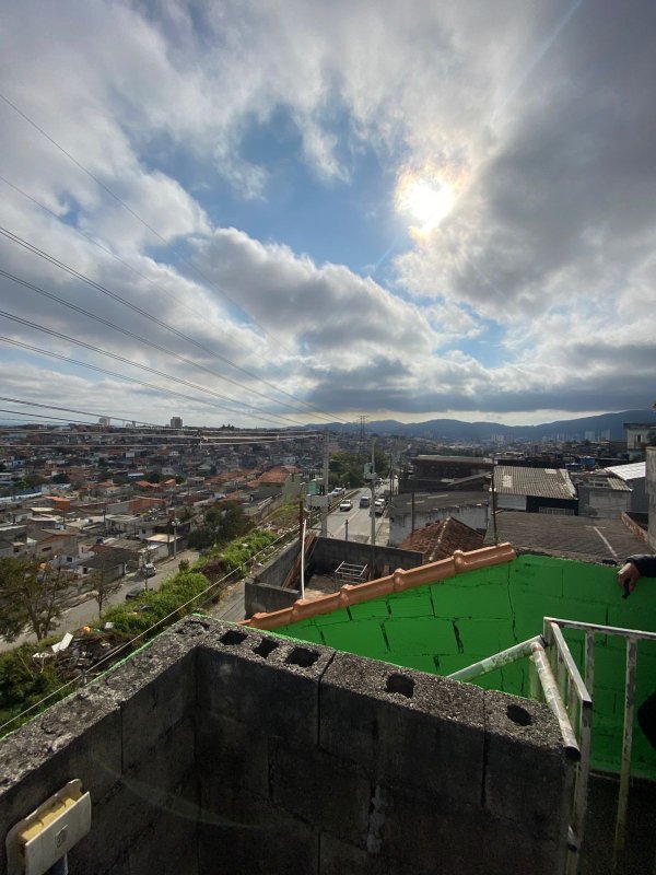 Casa 3 Pavimentos, 3 dormitórios e churrasqueira - Vila Natal  Mogi das Cruzes - 