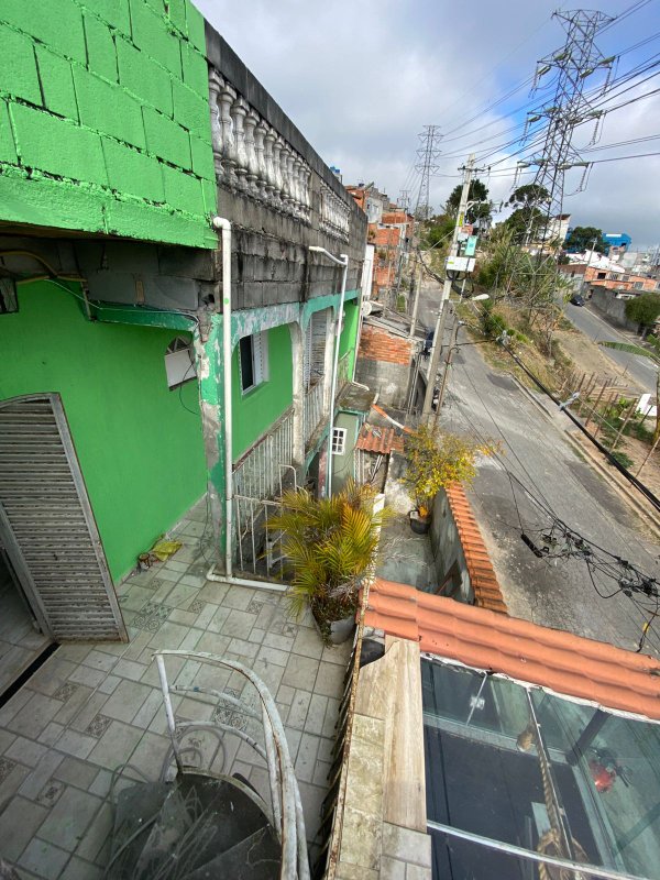Casa 3 Pavimentos, 3 dormitórios e churrasqueira - Vila Natal  Mogi das Cruzes - 