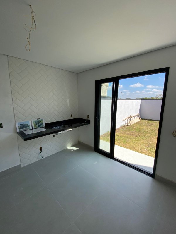 Sobrado - 3 dormitórios -Residencial Mirage  Mogi das Cruzes - 