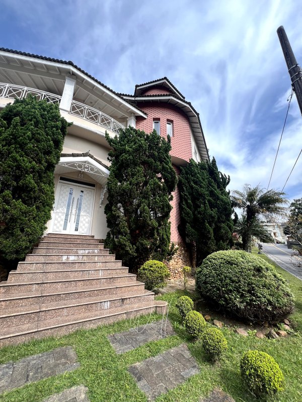 Casa no Condomínio Swiss Park 700m2 - 05 suítes - 04 vagas Avenida Omar Daibert São Bernardo do Campo - 