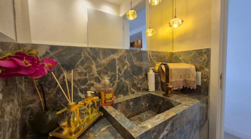 Apartamento na Vila Assunção em Santo André 123m2 - 02 suítes - 02 vagas  Santo André - 