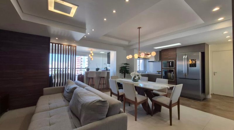 Apartamento na Vila Assunção em Santo André 123m2 - 02 suítes - 02 vagas  Santo André - 