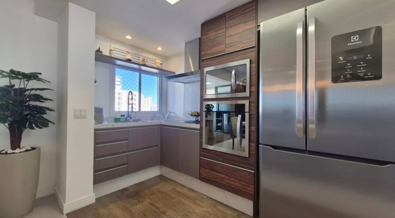 Apartamento na Vila Assunção em Santo André 123m2 - 02 suítes - 02 vagas  Santo André - 
