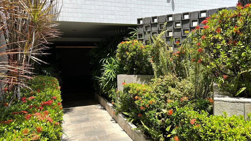 Apartamento à venda com 3 quartos sendo uma suíte, 88m² área útil por R$ 910.000,00 Rua Faustino Porto Recife - 