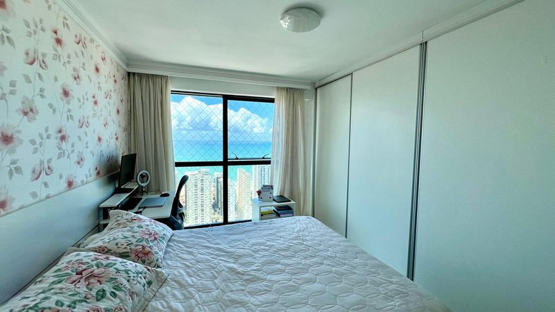 Apartamento à venda com 3 quartos sendo uma suíte, 88m² área útil por R$ 910.000,00 Rua Faustino Porto Recife - 