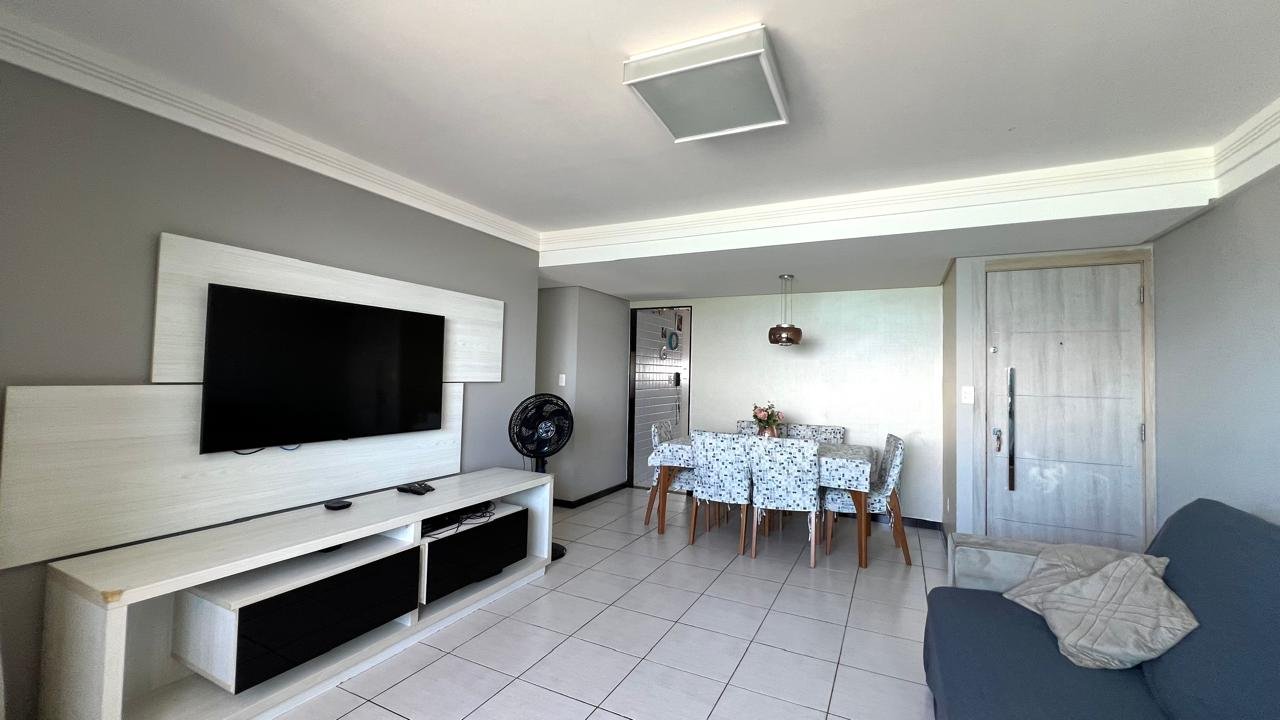 Apartamento à venda com 3 quartos, 88m² - Foto 4