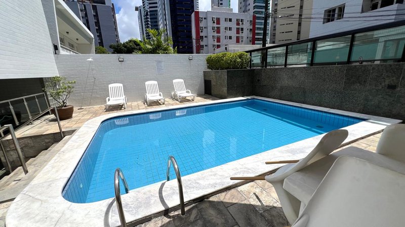 Apartamento à venda com 3 quartos sendo uma suíte, 88m² área útil por R$ 910.000,00 Rua Faustino Porto Recife - 