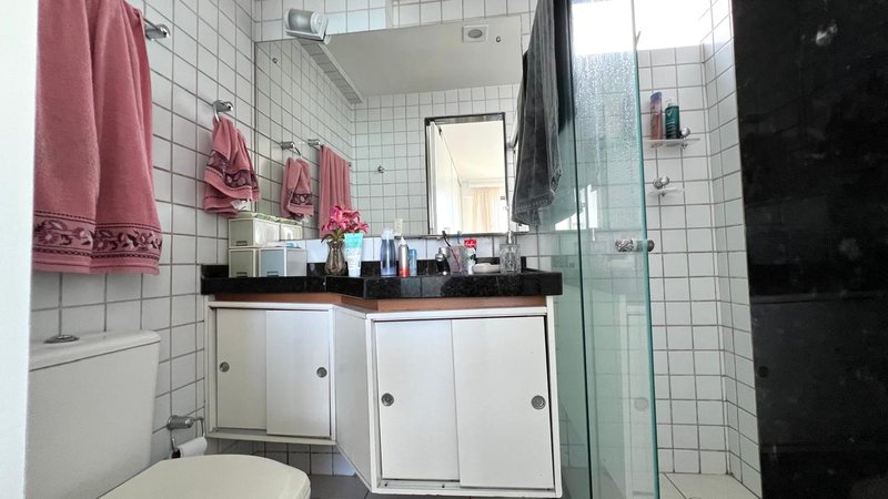 Apartamento à venda com 3 quartos sendo uma suíte, 88m² área útil por R$ 910.000,00 Rua Faustino Porto Recife - 