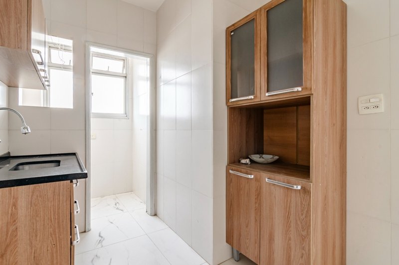 Apartamento 51m² em Pinheiros 2 dorms 1 vaga Praça Benedito Calixto São Paulo - 
