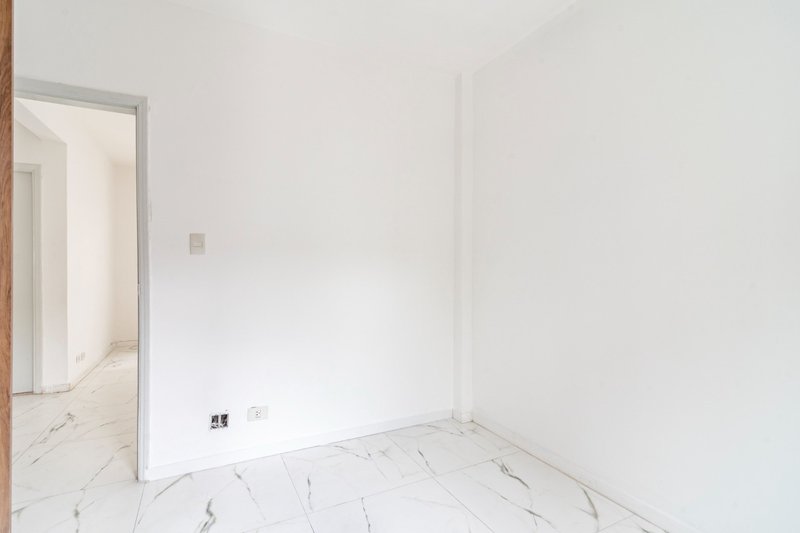 Apartamento 51m² em Pinheiros 2 dorms 1 vaga Praça Benedito Calixto São Paulo - 