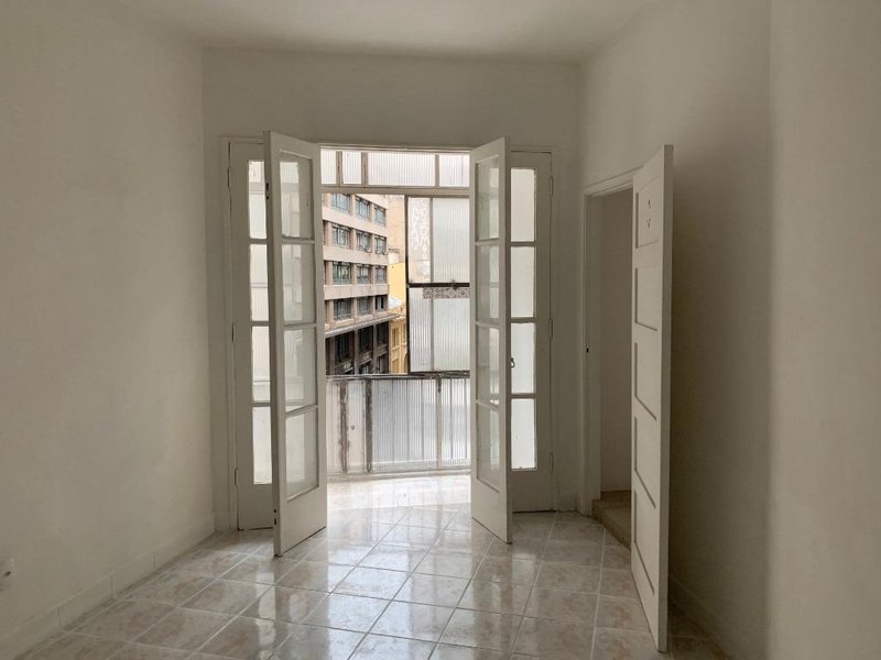 Kitnet no Centro 40m² Largo do Paissandu São Paulo - 