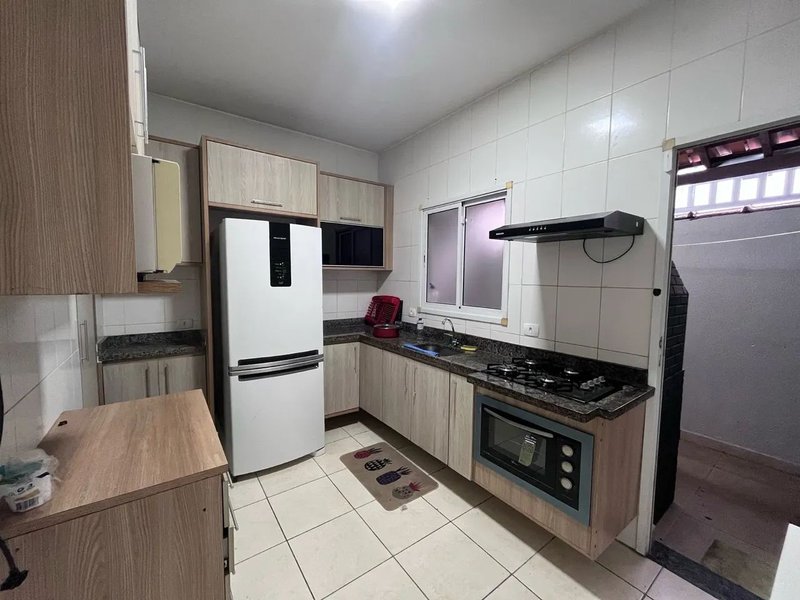 🏡 Sobrado Mobiliado para Locação – Vila Mirim | Praia Grande/SP Rua Arnaldo Vittuli Praia Grande - 