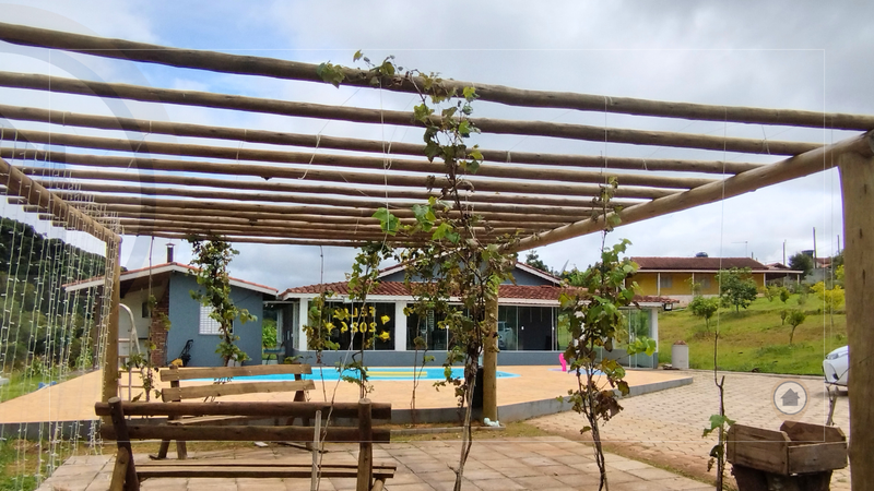 CHÁCARA À VENDA | 10.000 m² | ÁREA COM PISCINA, CHURRASQUEIRA E POMAR | FÁCIL ACESSO!  MUNHOZ - 