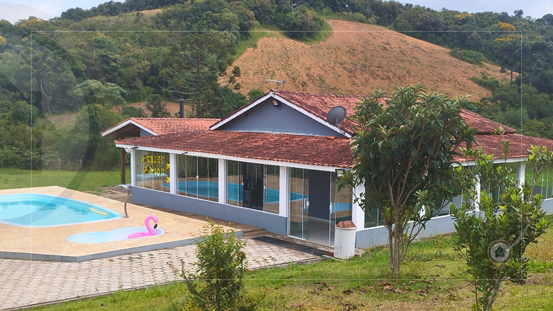 CHÁCARA À VENDA | 10.000 m² | ÁREA COM PISCINA, CHURRASQUEIRA E POMAR | FÁCIL ACESSO!  MUNHOZ - 