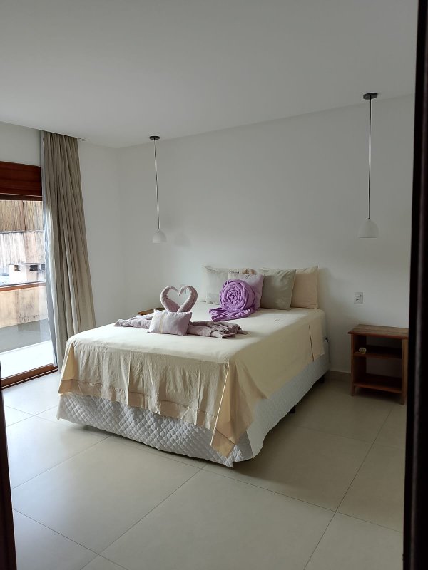 Casa em Condomínio na Estrada da Balsa  Porto Seguro - 