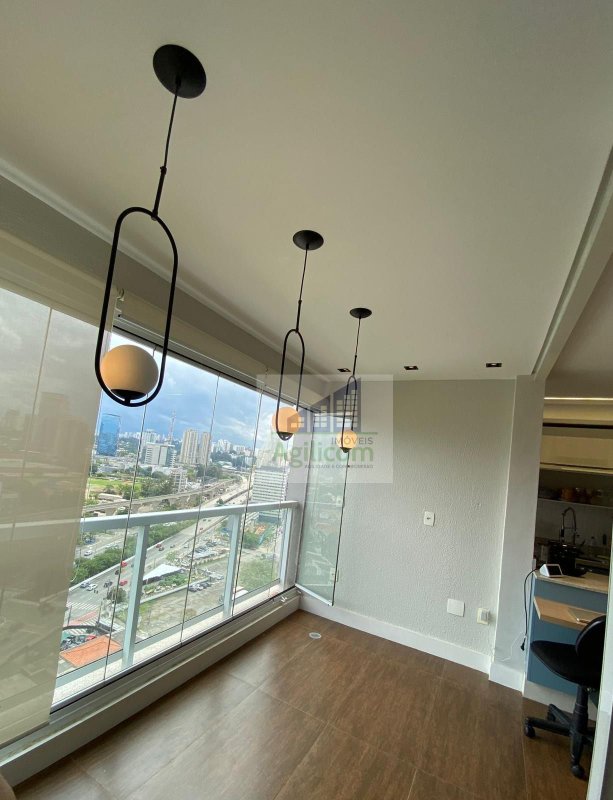 STUDIO PARA LOCAÇÃO NO BROOKLIN COM 1 VAGA DE GARAGEM Rua Castilho São Paulo - 