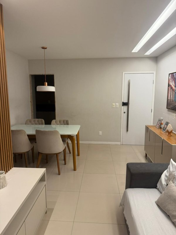 Apartamento à venda com 3 quartos sendo uma suíte, 82m² área útil por R$ 650.000,00 Rua Professor Augusto Lins e Silva Recife - 