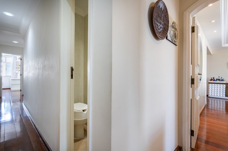 Em uma das melhores ruas do bairro, a 5 minutos do metrô, este apartamento é um achado! Rua Antônio Basílio Rio de Janeiro - 