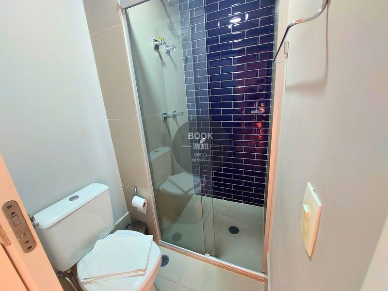 Apartamento Mobiliado com Vista Mar Livre!   Av. Mal. Floriano Peixoto Santos - 