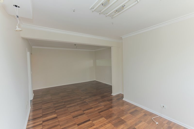 VENDO LINDO APARTAMENTO REFORMADO - 90M2 - 2 QUARTOS Rua Luís Dias São Paulo - 