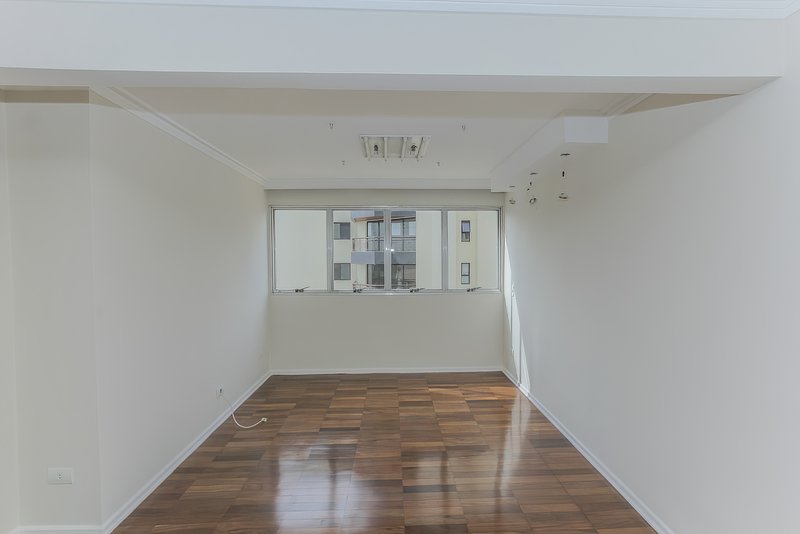 VENDO LINDO APARTAMENTO REFORMADO - 90M2 - 2 QUARTOS Rua Luís Dias São Paulo - 