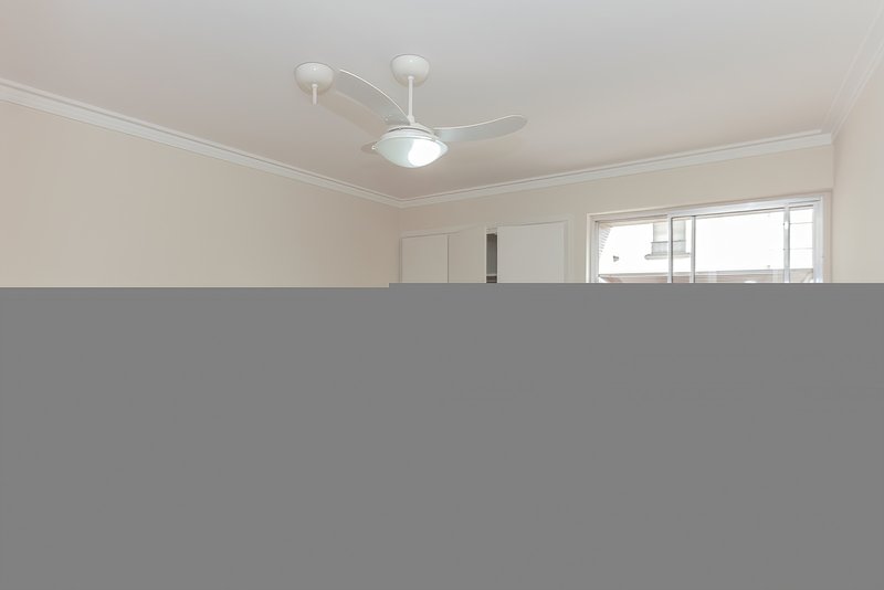 VENDO LINDO APARTAMENTO REFORMADO - 90M2 - 2 QUARTOS Rua Luís Dias São Paulo - 