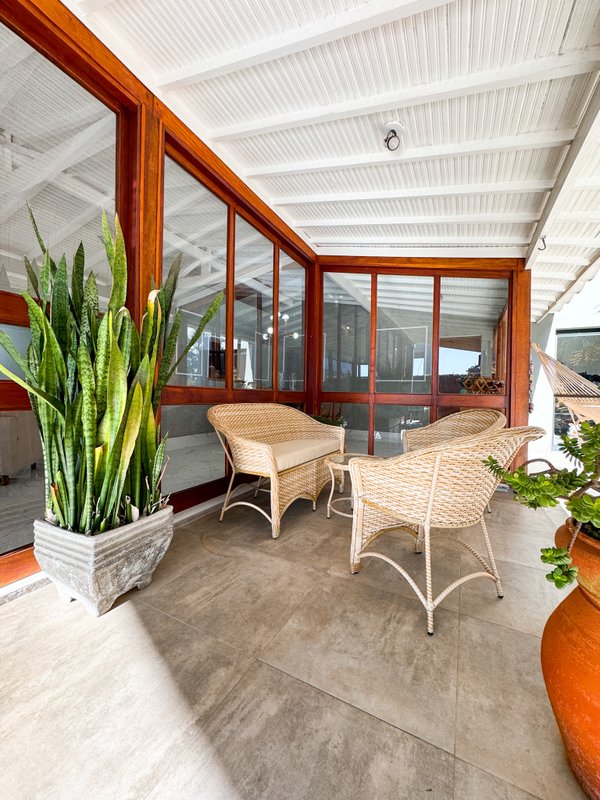 Casa Térrea ampla Rodovia Alberto Hinoto Arujá - 