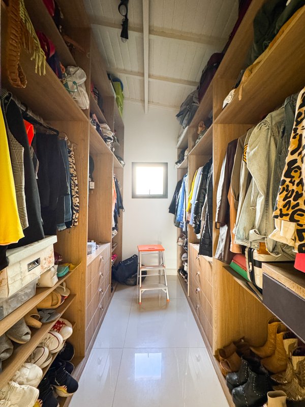 Casa Térrea ampla Rodovia Alberto Hinoto Arujá - 
