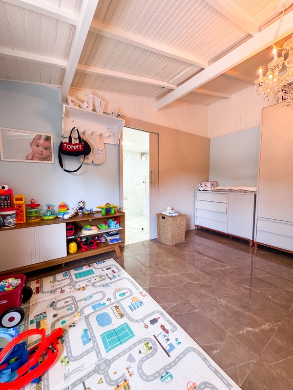 Casa Térrea ampla Rodovia Alberto Hinoto Arujá - 