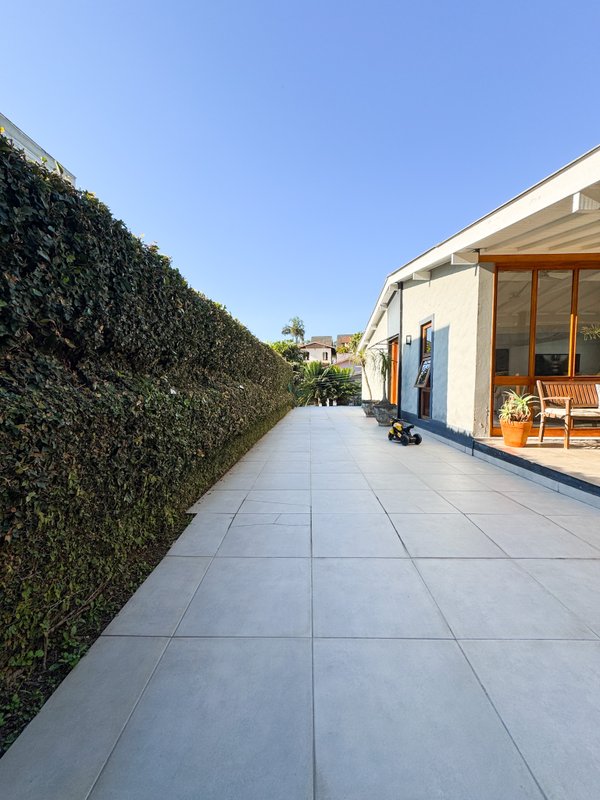 Casa Térrea ampla Rodovia Alberto Hinoto Arujá - 