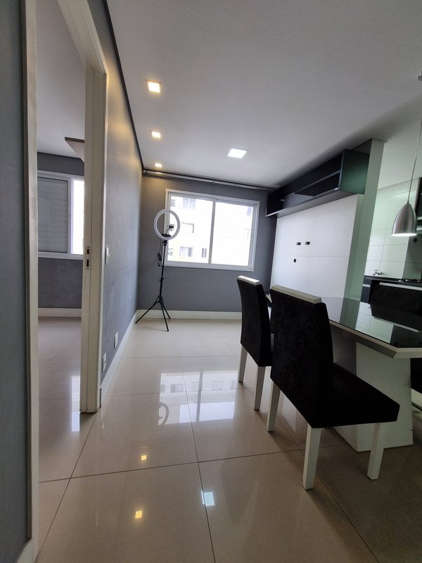 APARTAMENTO PARA ALUGAR PRÁTICO E ACONCHEGANTE - 31M², 1 QUARTO Rua Torres da Barra São Paulo - 