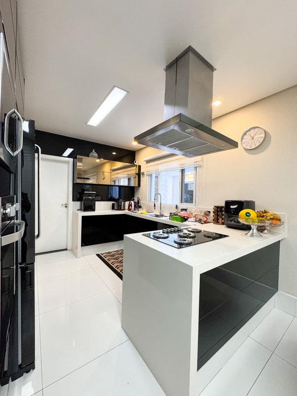 Uma Casa e um estilo de vida Rodovia Alberto Hinoto Arujá - 