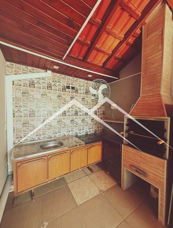 🏡 Casa linda com salão comercial, Jardim Panorama, Salto-SP  Salto - 
