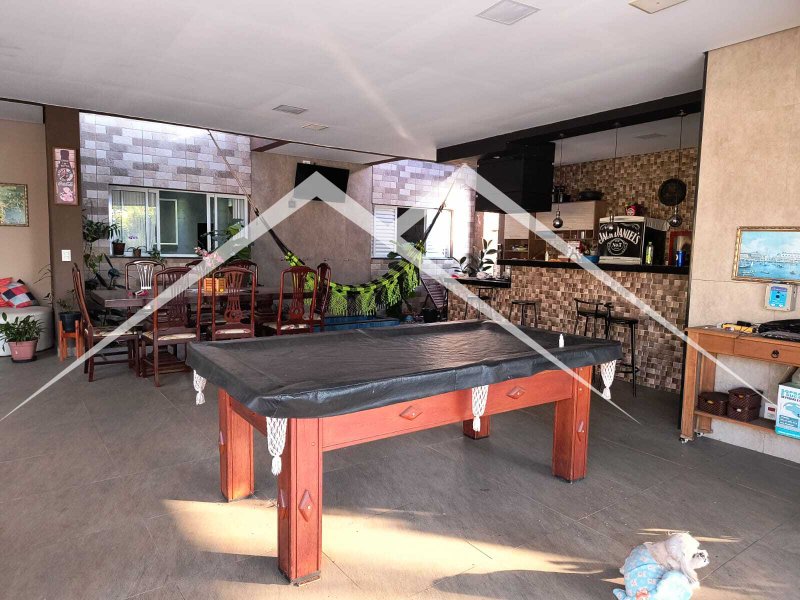 🏡 Linda casa com Piscinas e pergolado, Condomínio Haras São Luiz, Indaiatuba-SP  Salto - 