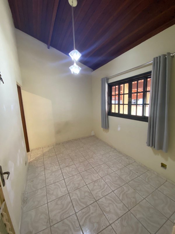 Casa-- 2 dormitórios - Residencial Veneza  Mogi das Cruzes - 