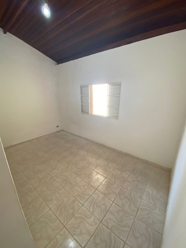 Casa-- 2 dormitórios - Residencial Veneza  Mogi das Cruzes - 