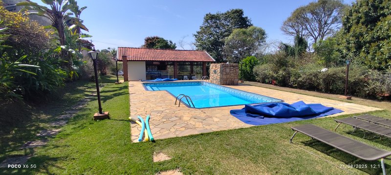 “OPORTUNIDADE”, VENDO, CHACARA COM CASA TODA MOBILIADA NO CONDOMÍNIO VITASSAY EM BOITUVA Alameda dos Hibiscos Boituva - 