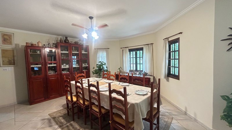 “OPORTUNIDADE”, VENDO, CHACARA COM CASA TODA MOBILIADA NO CONDOMÍNIO VITASSAY EM BOITUVA Alameda dos Hibiscos Boituva - 