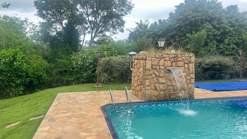 “OPORTUNIDADE”, VENDO, CHACARA COM CASA TODA MOBILIADA NO CONDOMÍNIO VITASSAY EM BOITUVA Alameda dos Hibiscos Boituva - 