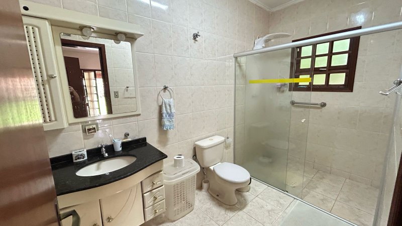 “OPORTUNIDADE”, VENDO, CHACARA COM CASA TODA MOBILIADA NO CONDOMÍNIO VITASSAY EM BOITUVA Alameda dos Hibiscos Boituva - 