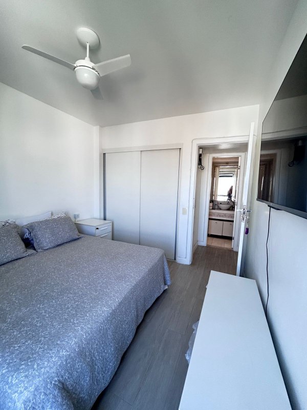 APARTAMENTO 4 QUARTOS SUÍTE VARANDA LAVABO DEPENDÊNCIA 2 GARAGENS À VENDA NA GRAÇA Avenida Princesa Leopoldina Salvador - 