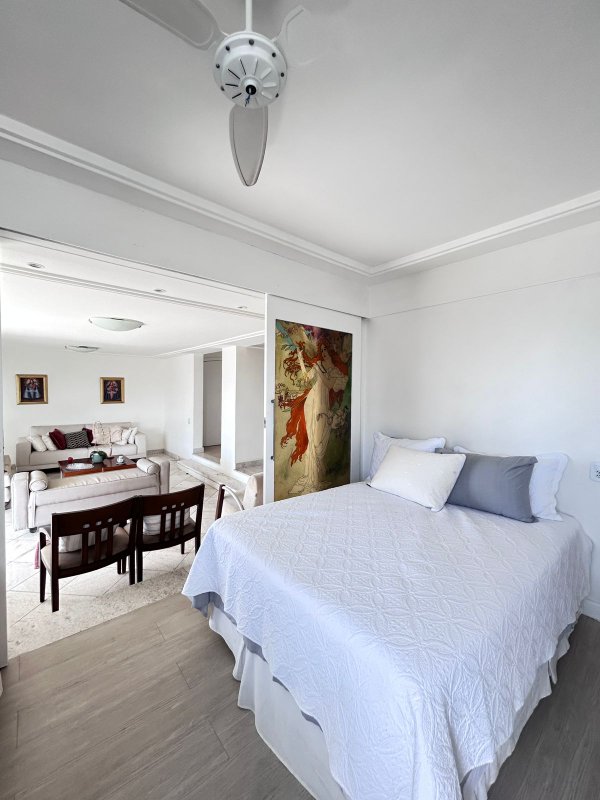 APARTAMENTO 4 QUARTOS SUÍTE VARANDA LAVABO DEPENDÊNCIA 2 GARAGENS À VENDA NA GRAÇA Avenida Princesa Leopoldina Salvador - 