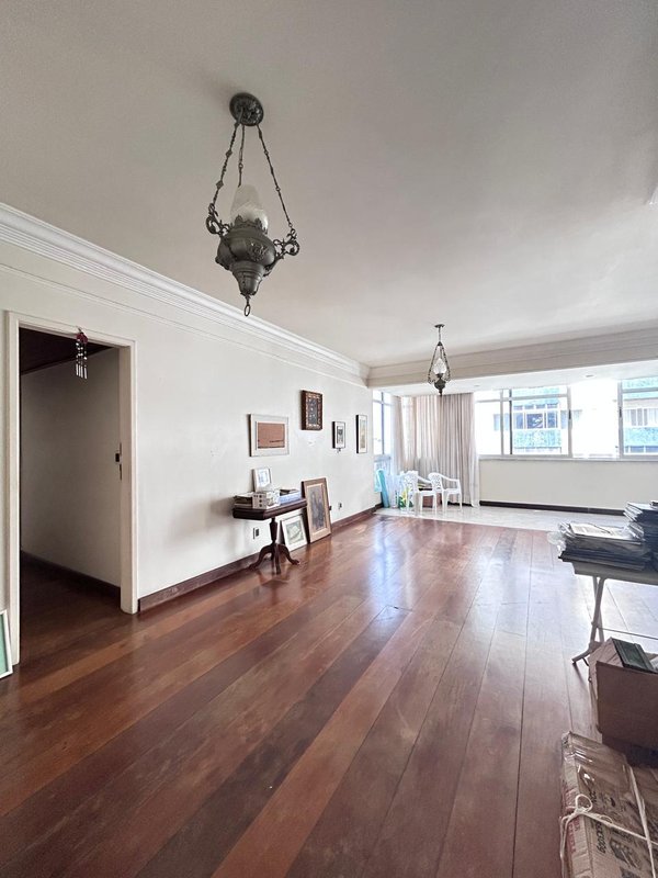 APARTAMENTO 4 QUARTOS SUÍTE DEPENDÊNCIA COMPLETA 2 GARAGENS À VENDA NA GRAÇA! Rua Desembargador Oscar Dantas Salvador - 