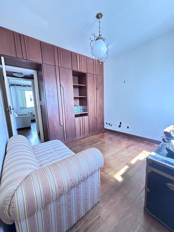 APARTAMENTO 4 QUARTOS SUÍTE DEPENDÊNCIA COMPLETA 2 GARAGENS À VENDA NA GRAÇA! Rua Desembargador Oscar Dantas Salvador - 