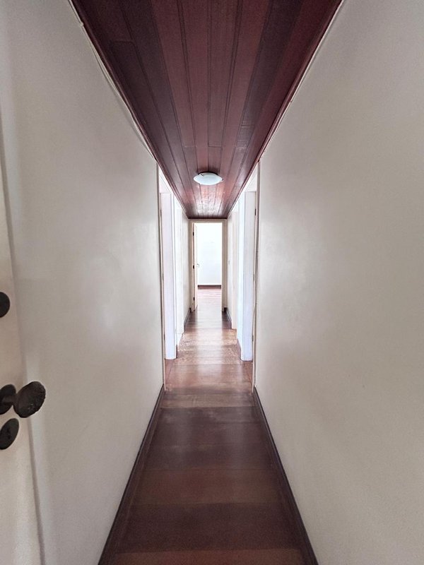 APARTAMENTO 4 QUARTOS SUÍTE DEPENDÊNCIA COMPLETA 2 GARAGENS À VENDA NA GRAÇA! Rua Desembargador Oscar Dantas Salvador - 