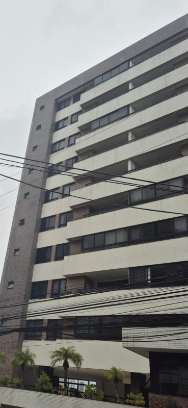 APARTAMENTO NASCENTE 2 QUARTOS SUÍTE VARANDA DEPENDÊNCIA 2 GARAGENS À VENDA NA FEDERAÇÃO! Rua Professor Aristides Novis Salvador - 
