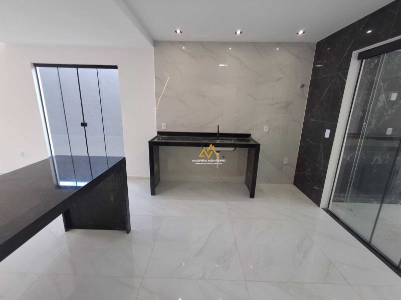 Casa com 3 dormitórios à venda, 160 m² por R$ 870.000 - Jardim Atlântico Leste (Itaipuaçu)  Maricá - 
