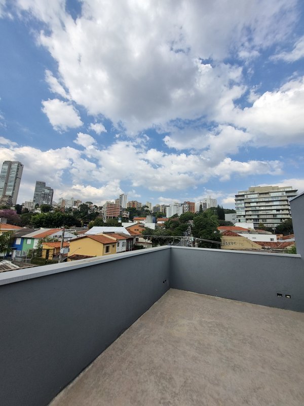 IMÓVEL NOVO PARA LOCAÇÃO – REGIÃO COM ALTA DEMANDA DE CONSUMIDORES DE ALTA RENDA Rua Natingui São Paulo - 