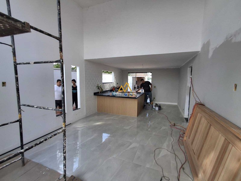Casa com 3 dormitórios à venda, 122 m² por R$ 780.000 - Jardim Atlântico Leste (Itaipuaçu)  Maricá - 