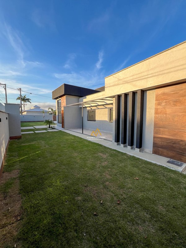 Casa com 3 dormitórios à venda, 160 m² por R$ 850.000 - Jardim Atlântico Leste (Itaipuaçu)  Maricá - 
